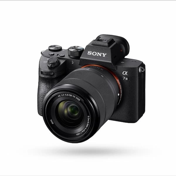 This is an image of Sony Alpha A7 on rent offered by SharePal.in